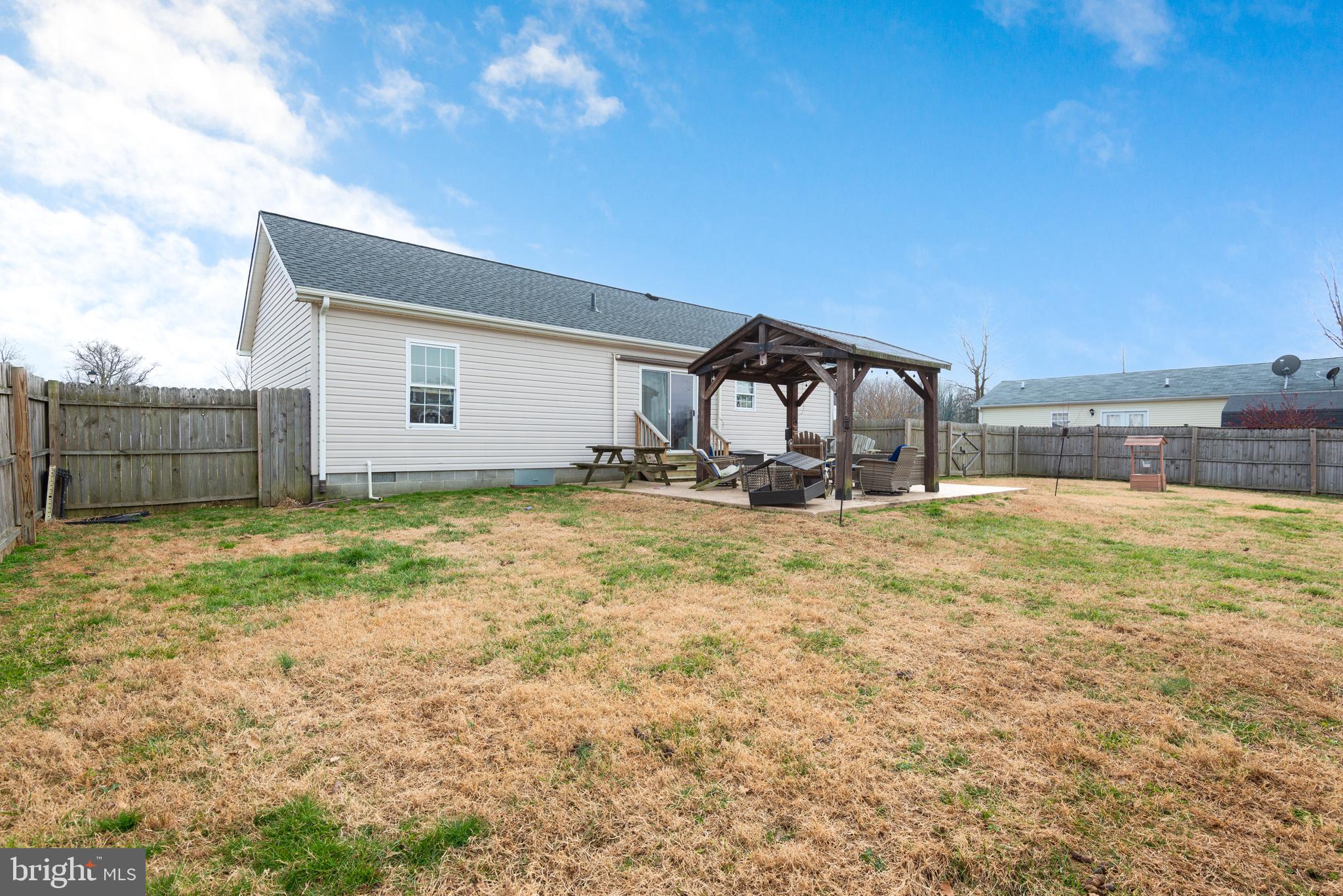 1 OAKVIEW COURT