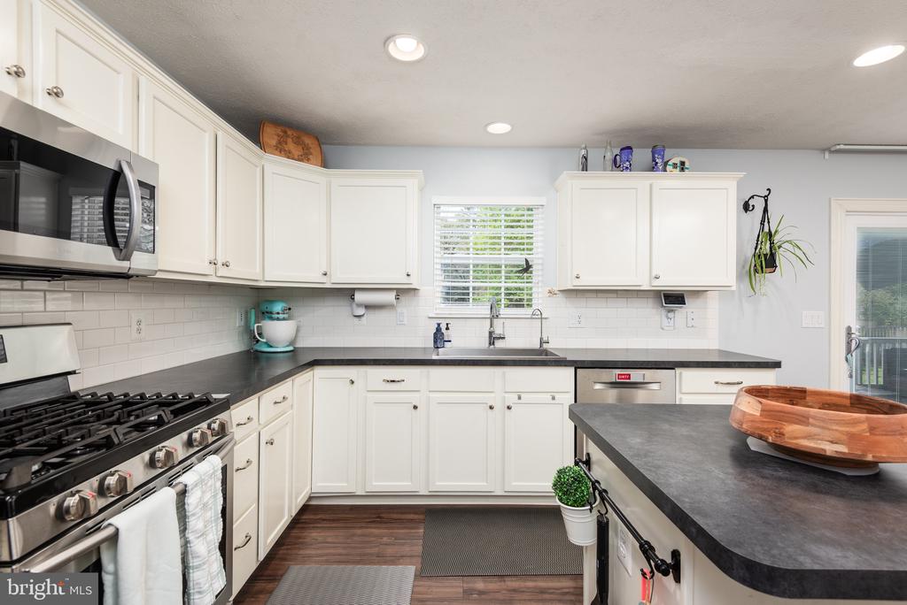 1709 CATTAIL COMMONS WAY