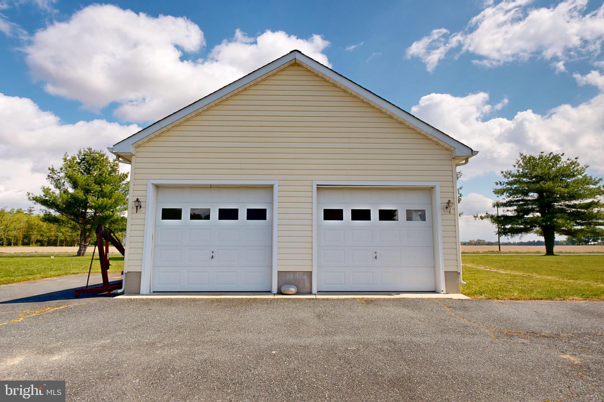 23168 DEER RUN COURT