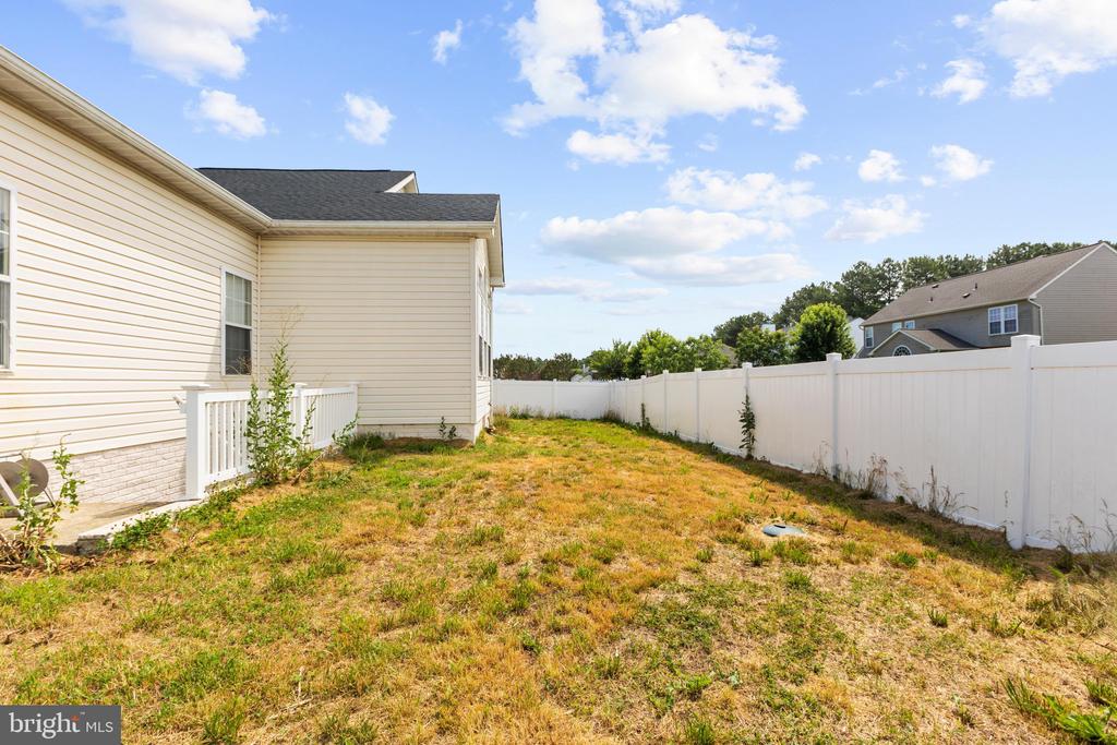 102 LISTER LANE