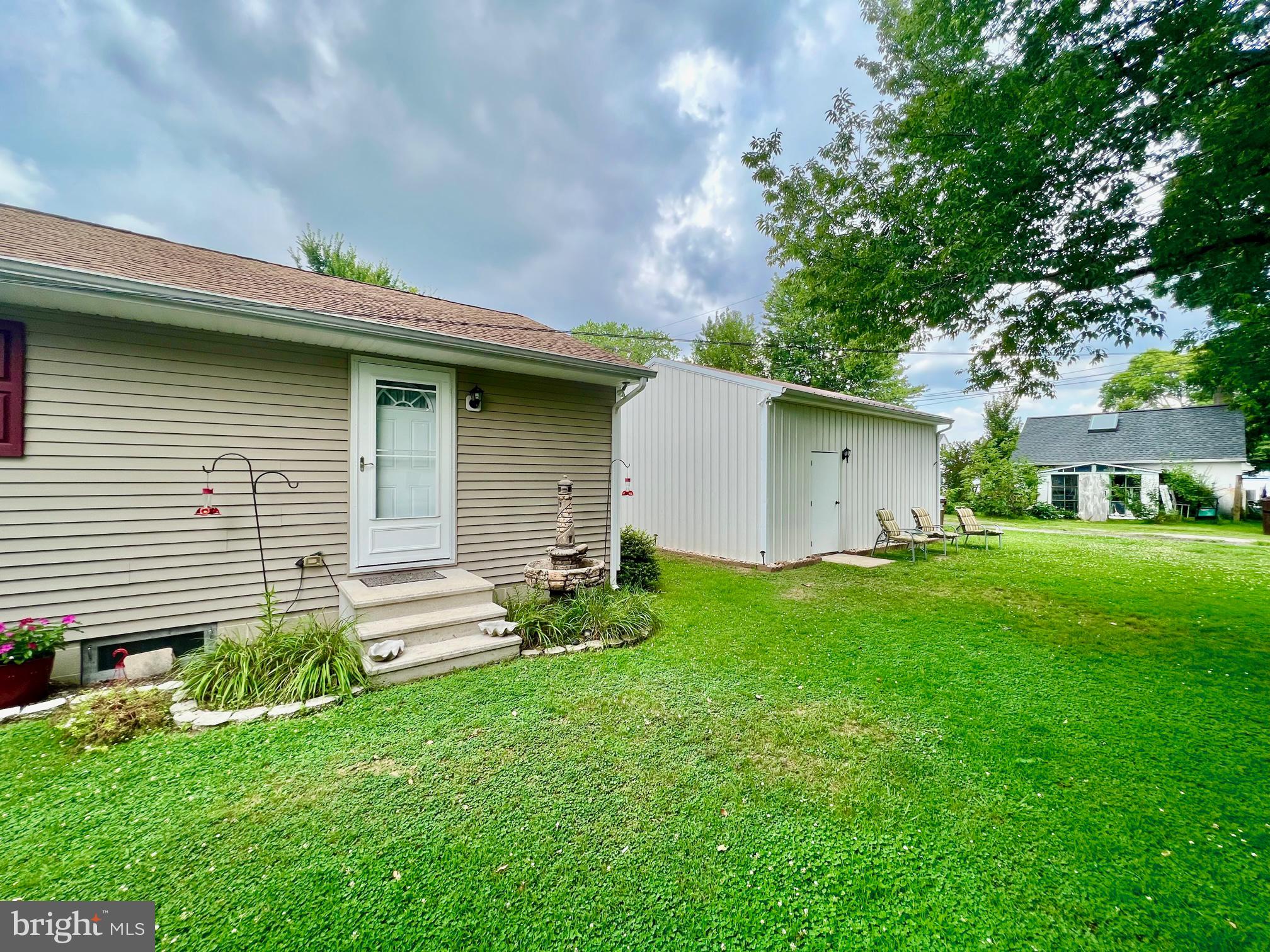1006 WILLOWMERE LANE