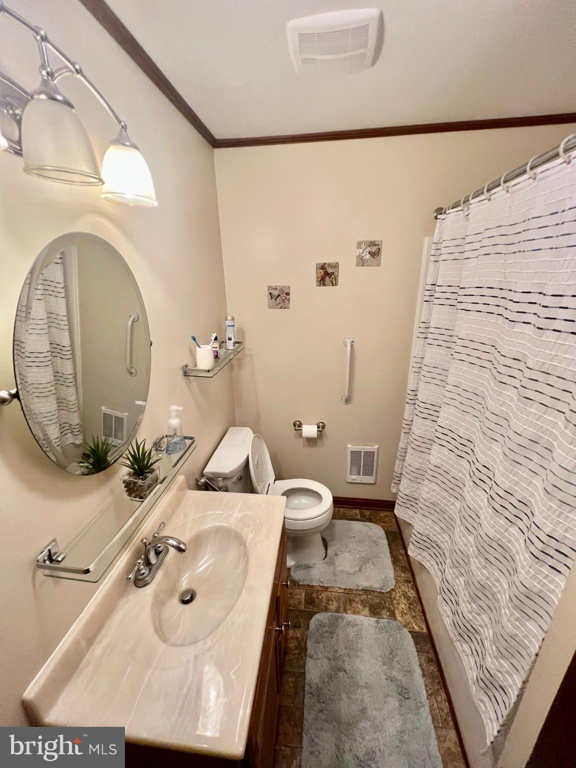 1006 WILLOWMERE LANE