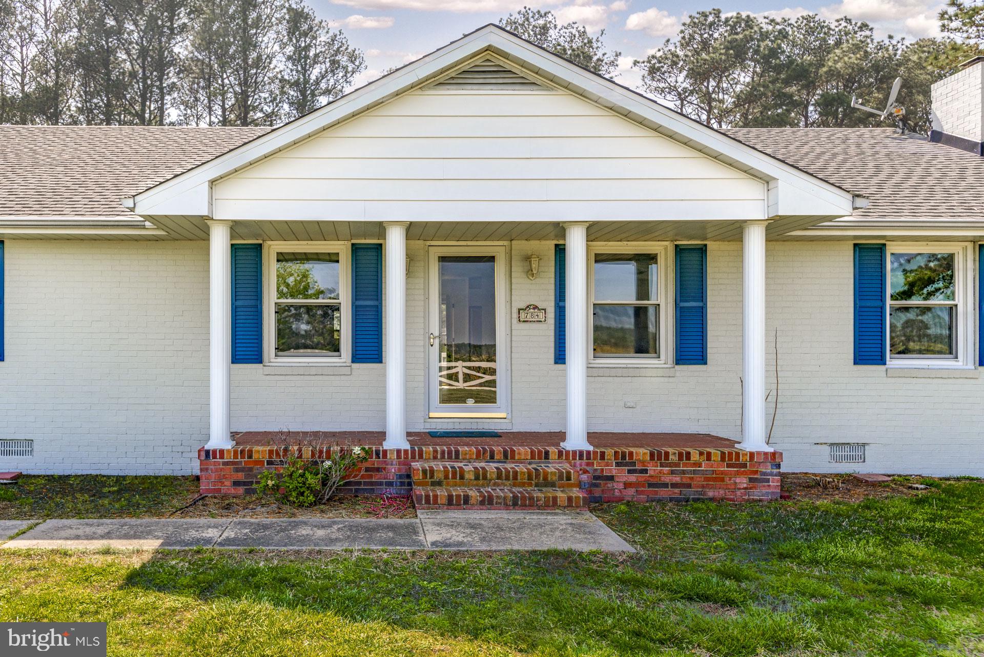 784 HILLS POINT ROAD