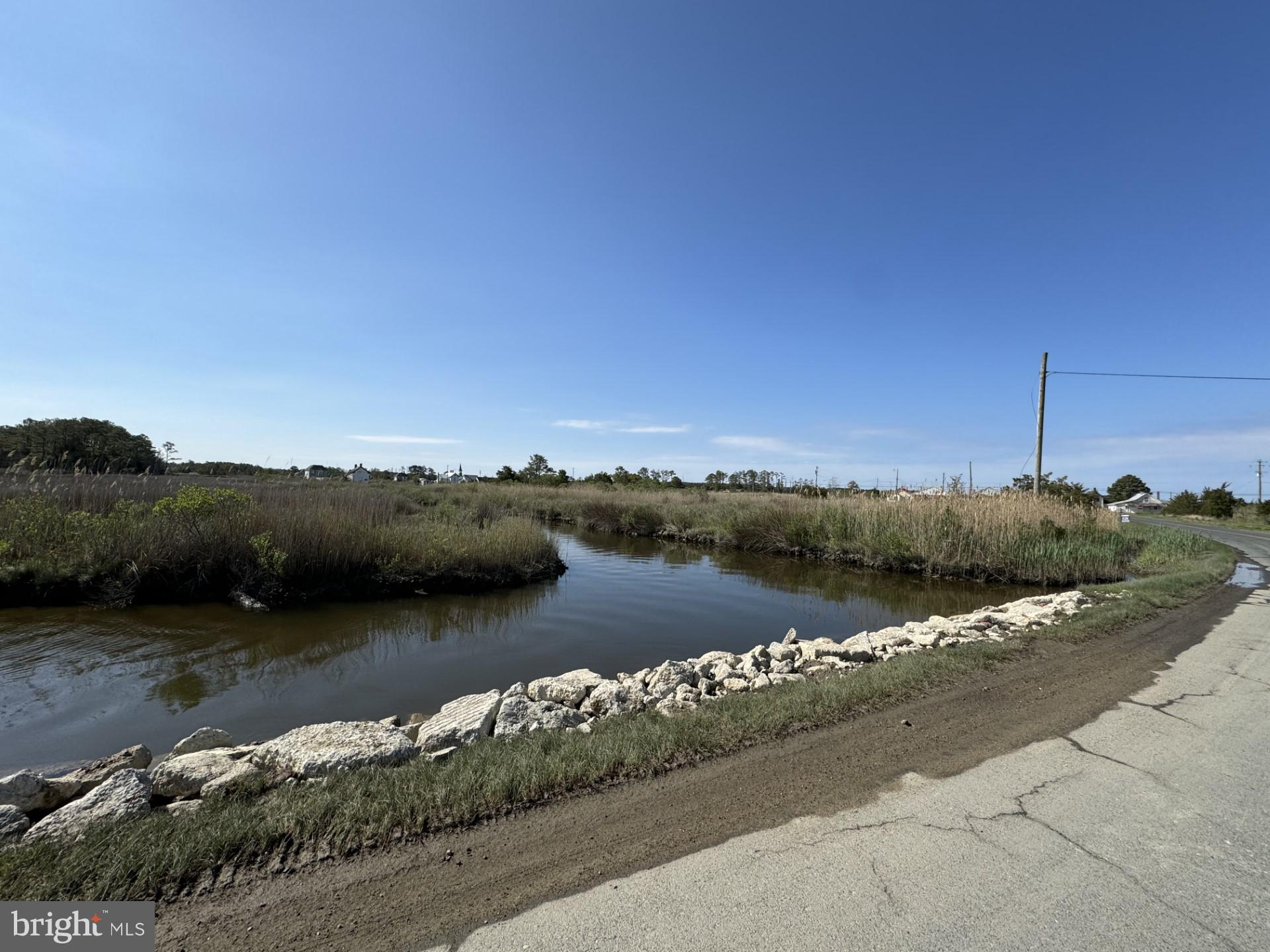 FARM CREEK