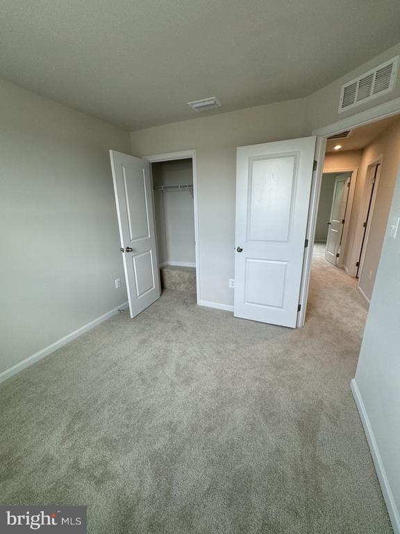 609 YELLOW BILL LN