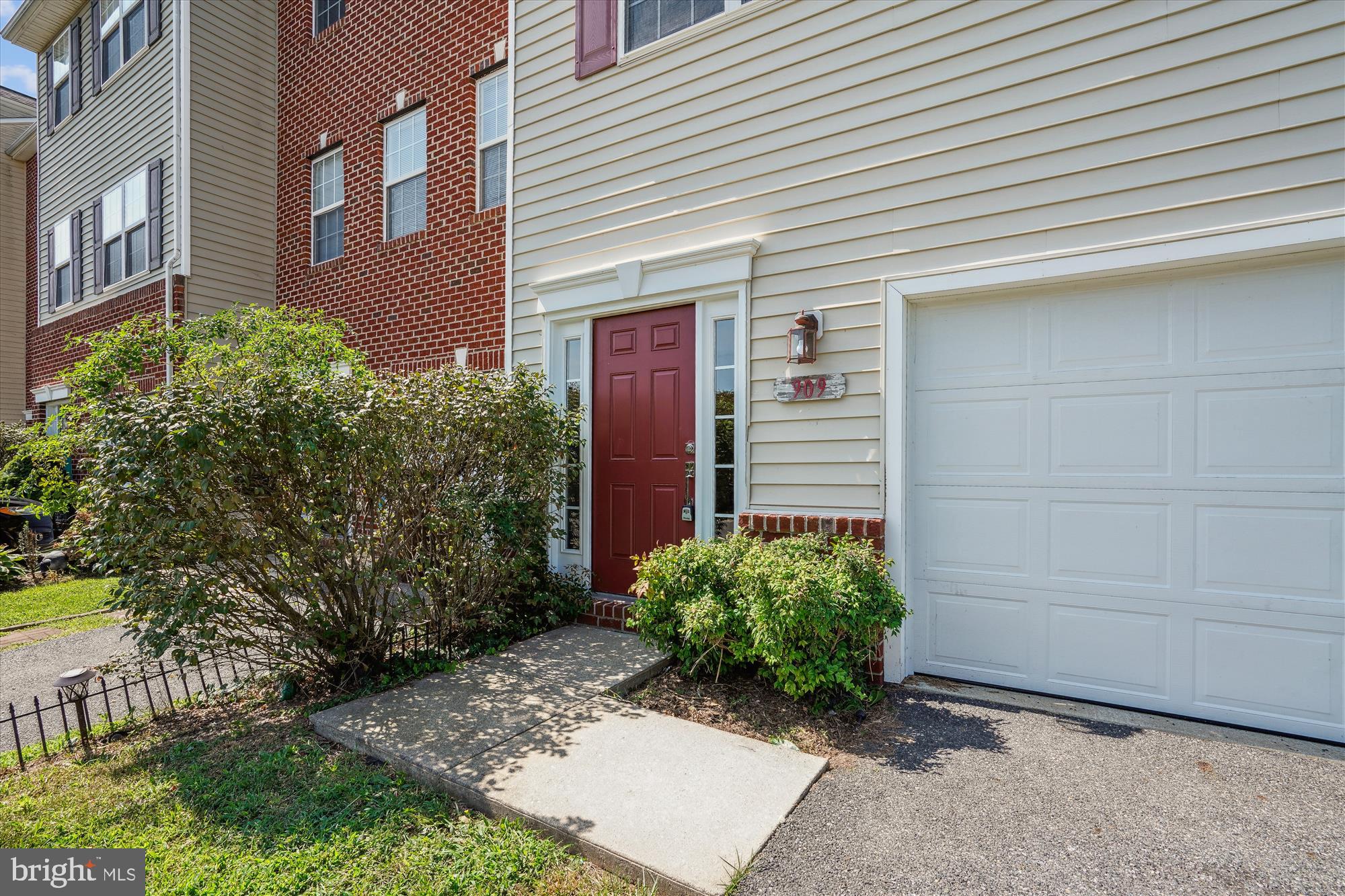 909 WOOD DUCK DRIVE