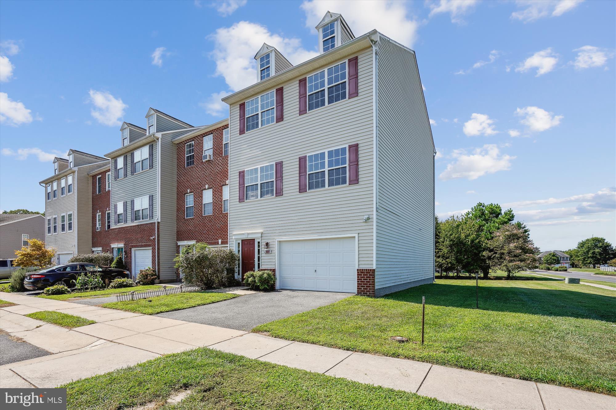 909 WOOD DUCK DRIVE