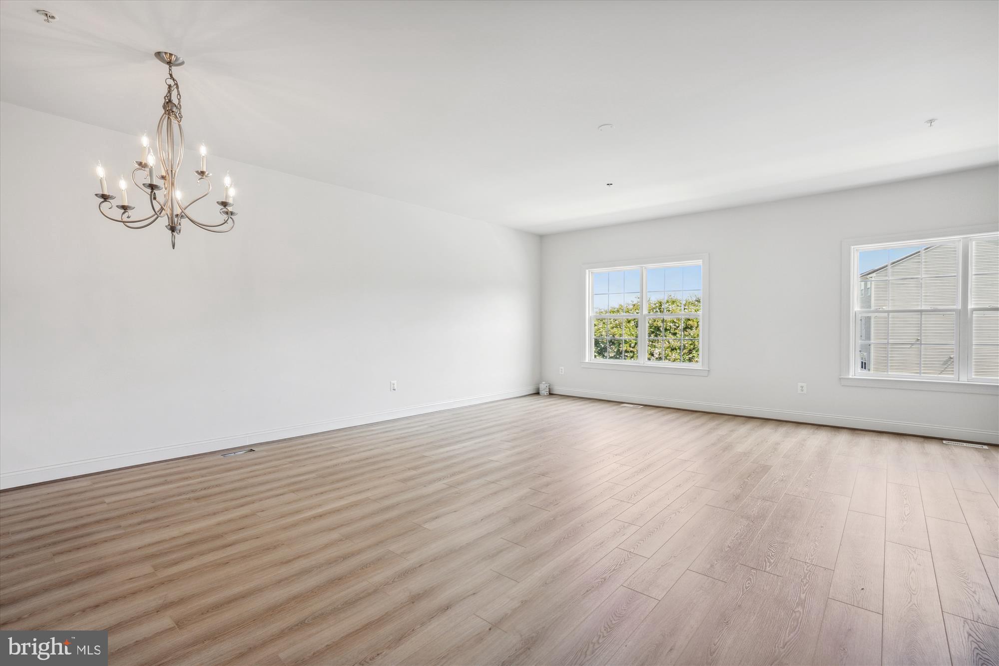909 WOOD DUCK DRIVE