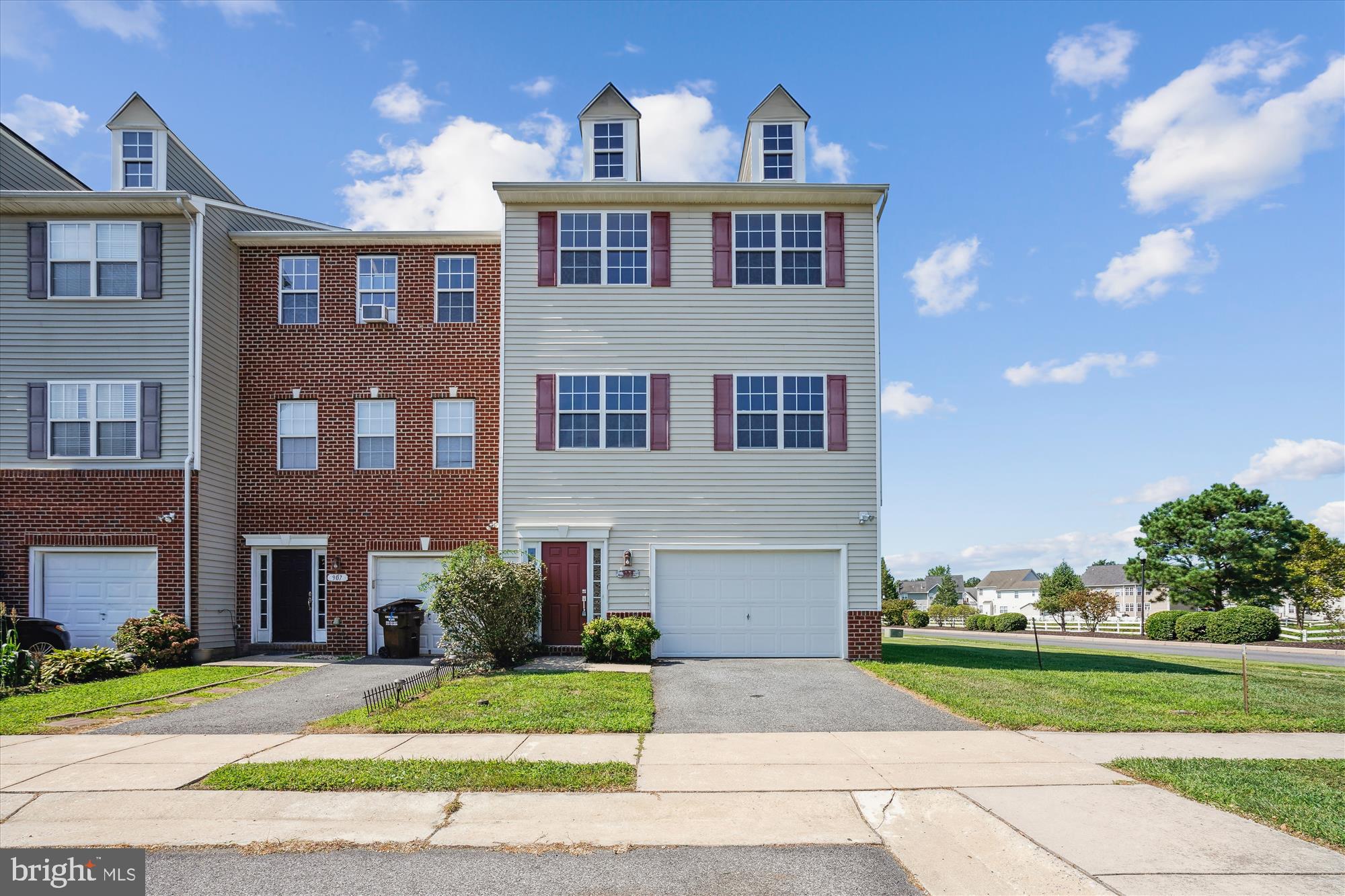 909 WOOD DUCK DRIVE