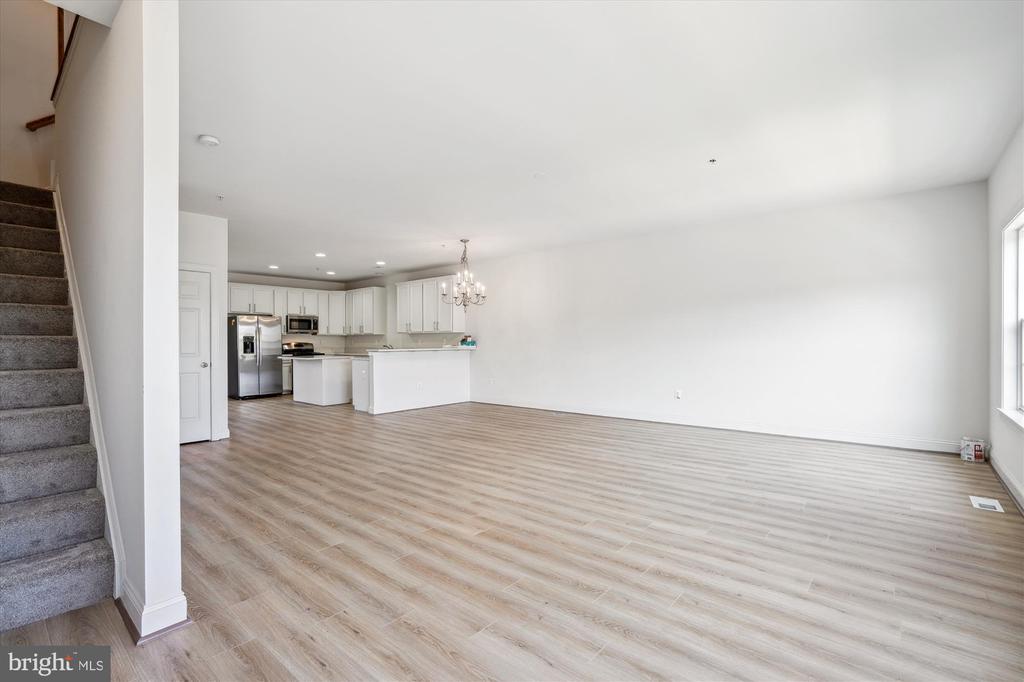 909 WOOD DUCK DRIVE