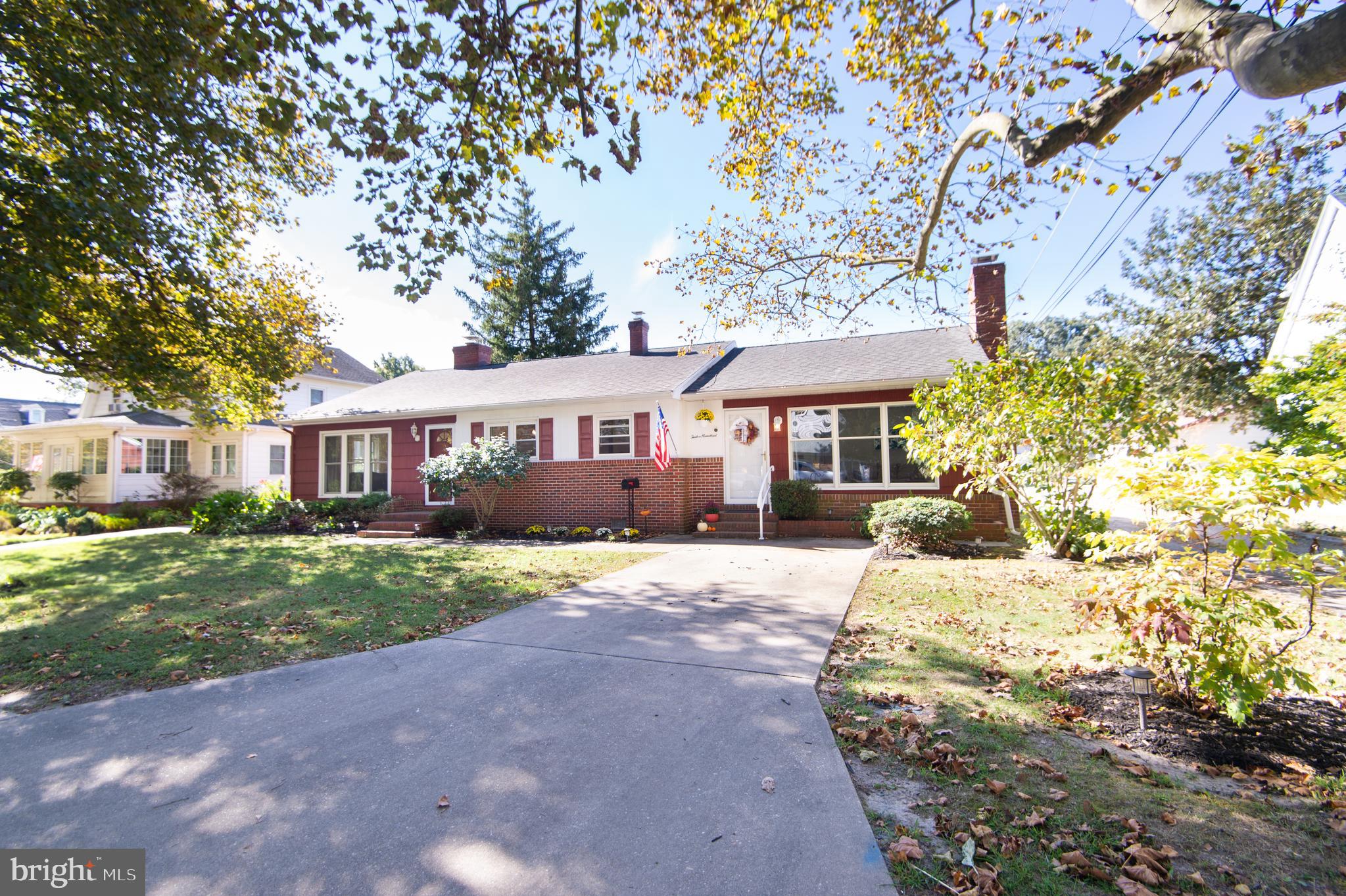 1200 HAMBROOKS BOULEVARD