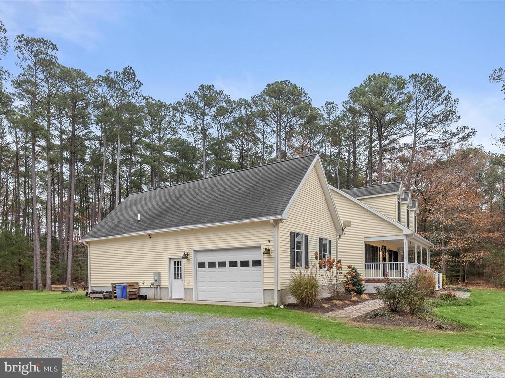 5907 HEATHER LANE