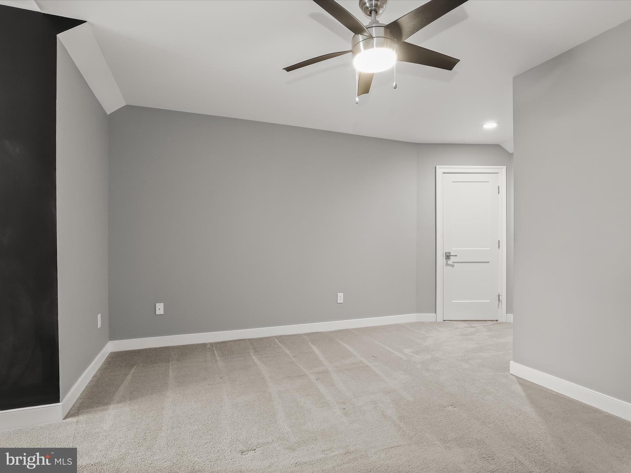 5907 HEATHER LANE