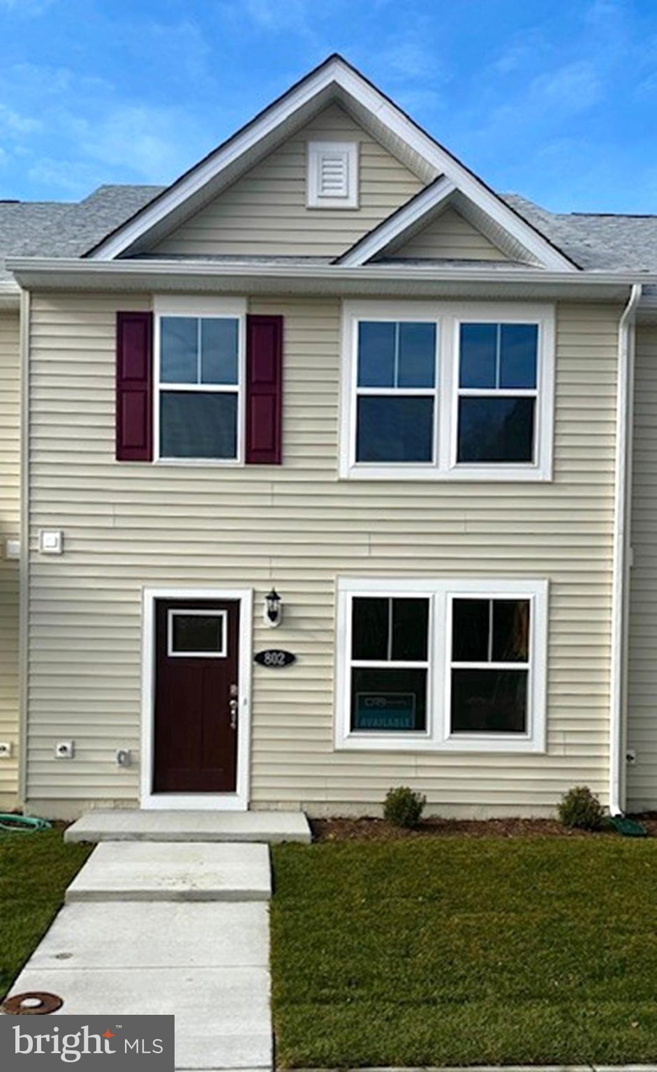802 BLUE WING COURT