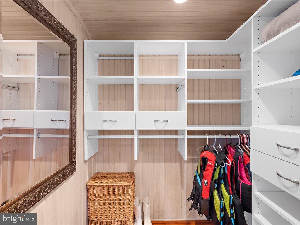 1217 FLOWERS ROAD
