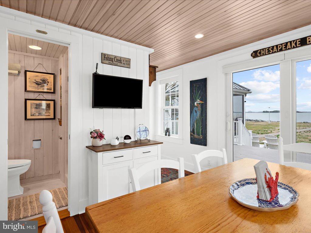 1217 FLOWERS ROAD