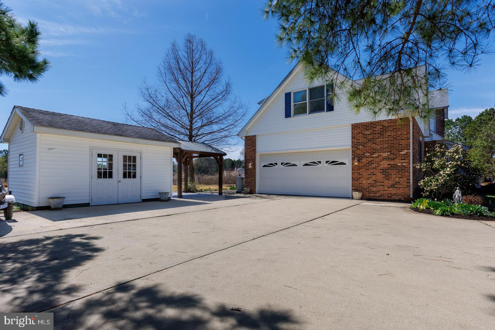 1617 DEEP WATER ROAD