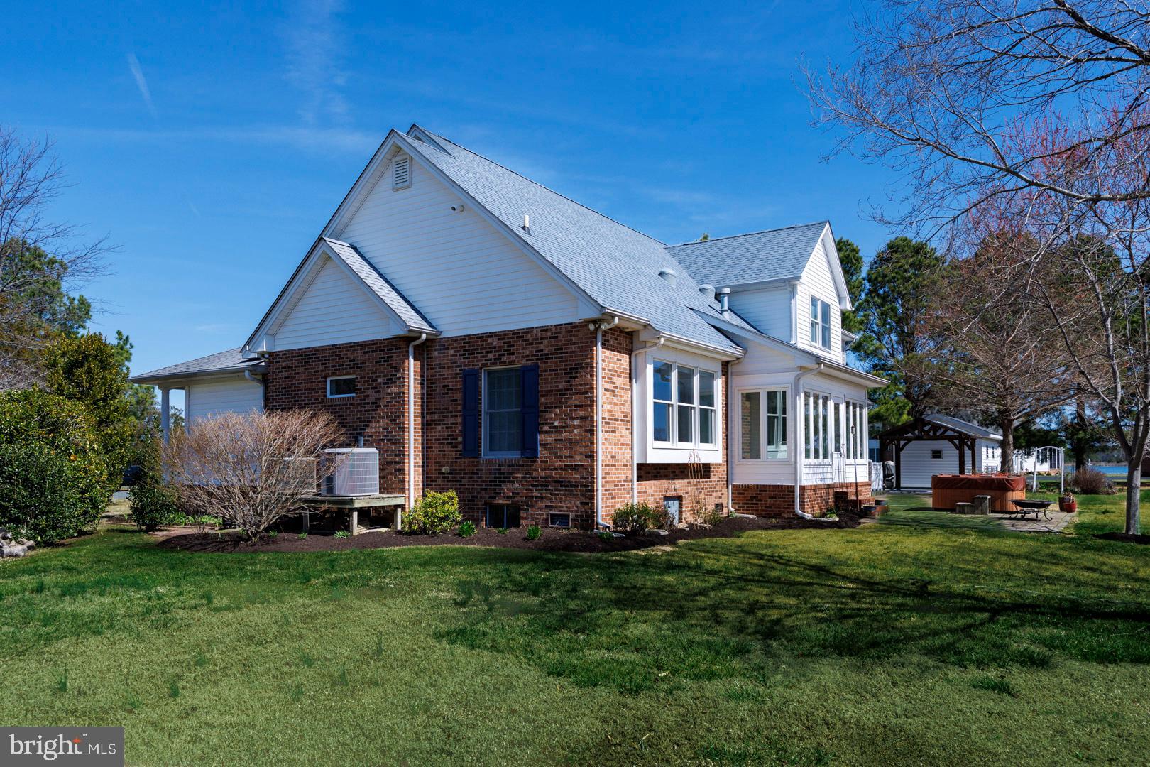 1617 DEEP WATER ROAD
