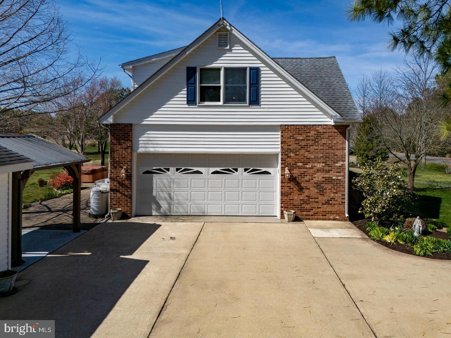 1617 DEEP WATER ROAD