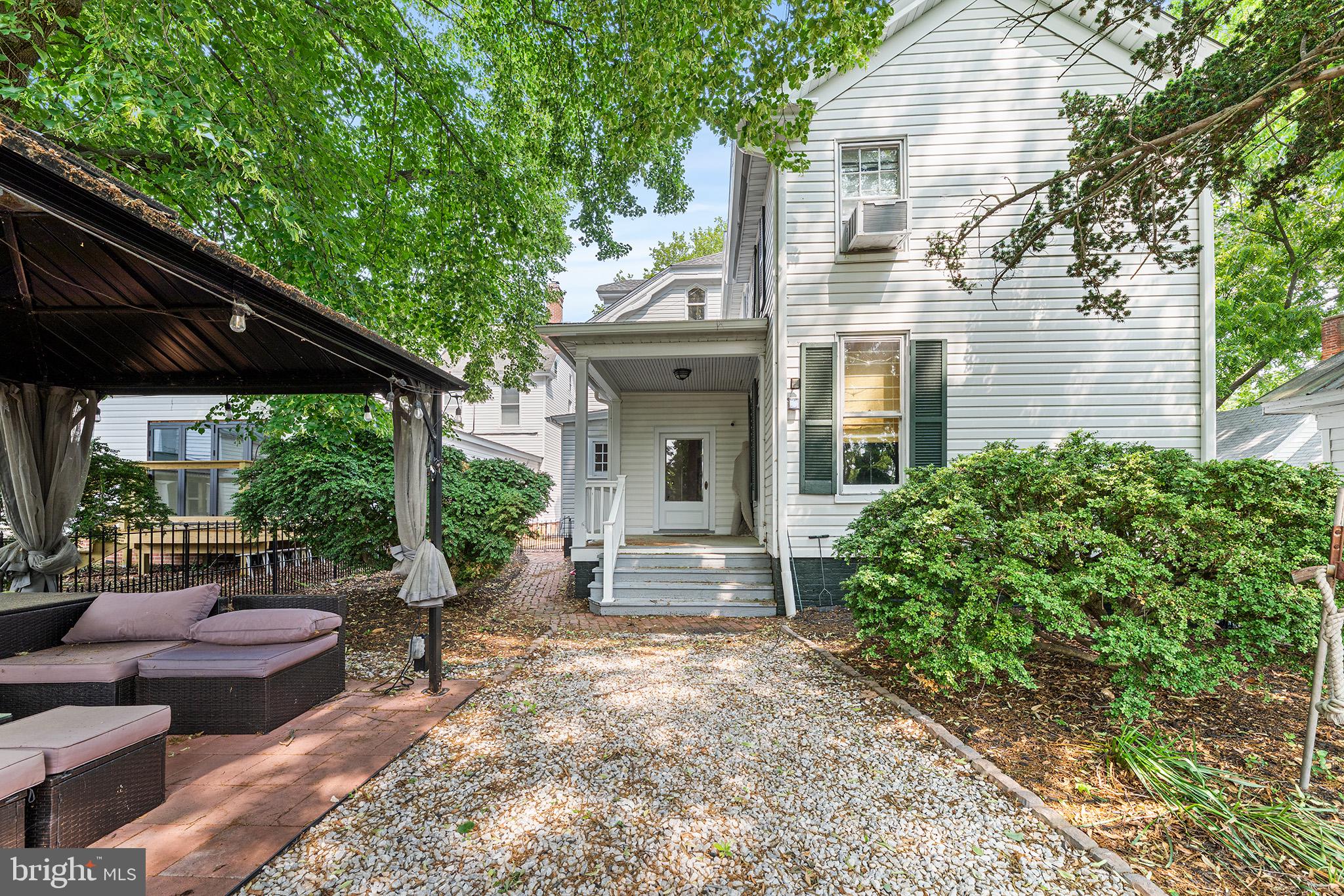 118 HIGH STREET