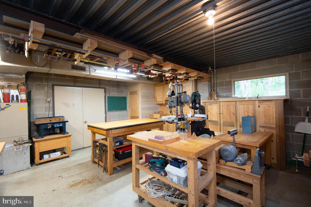 1701 PERSEUS ROAD