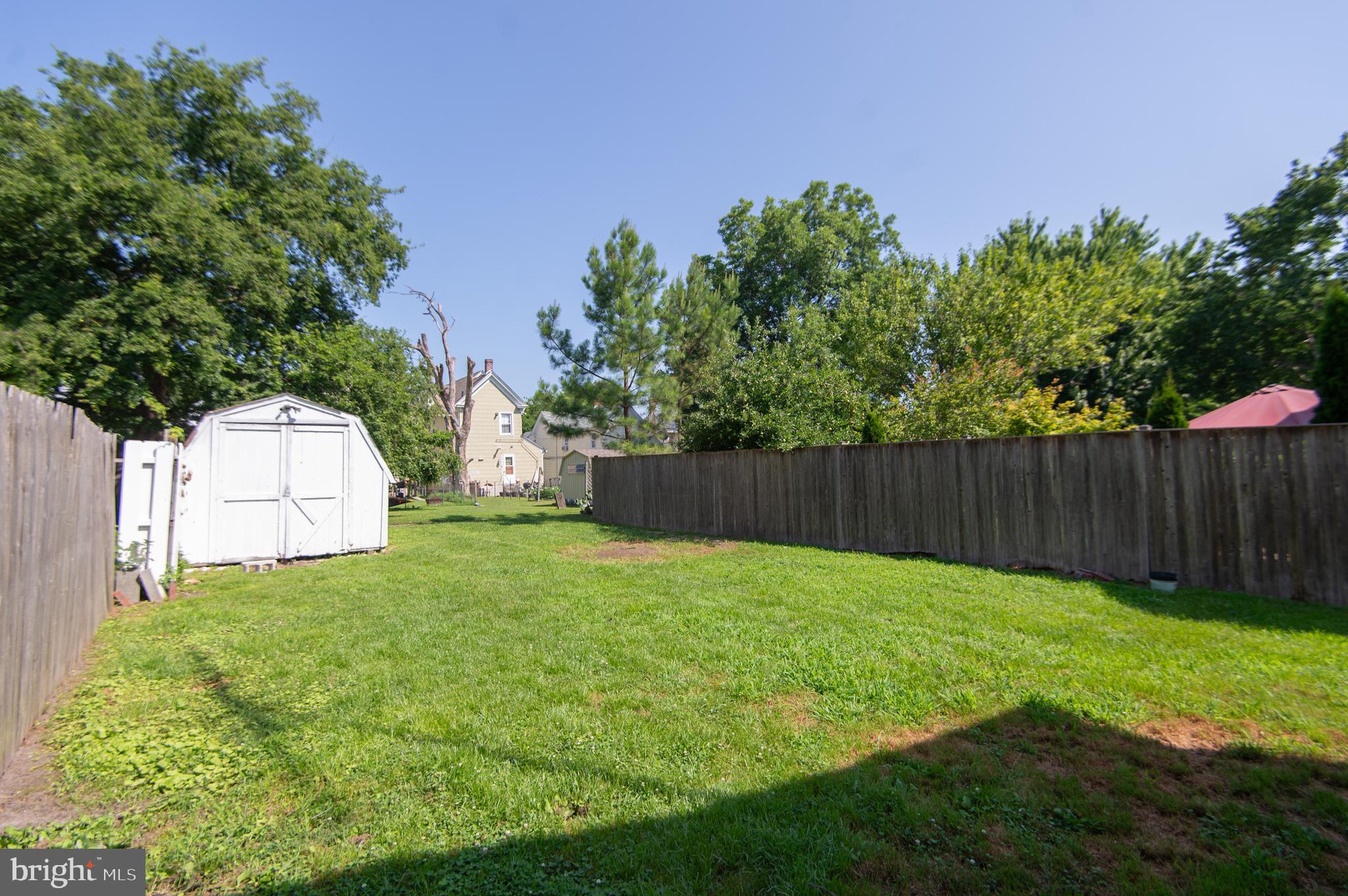 211 WEST END AVENUE