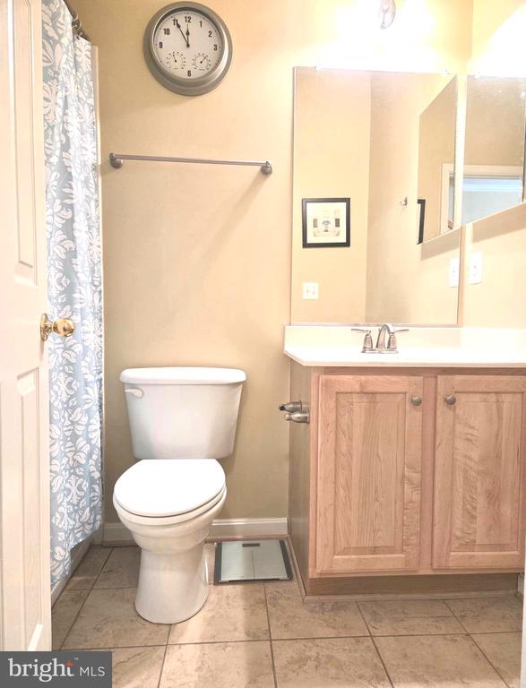 413 WATERFIELD COURT