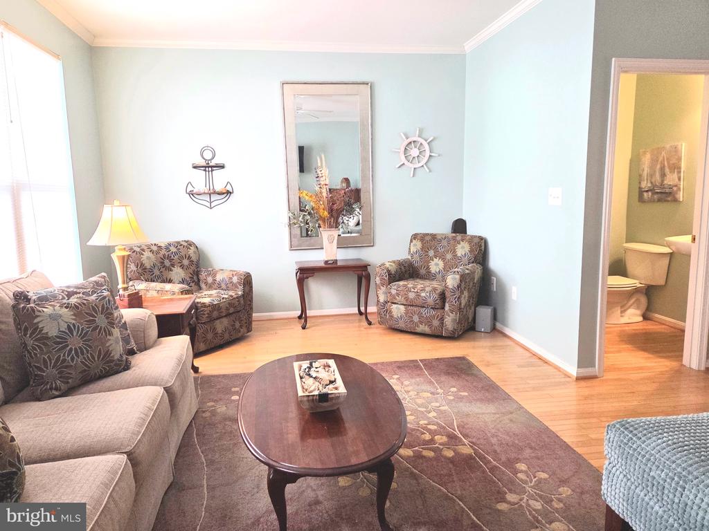 413 WATERFIELD COURT