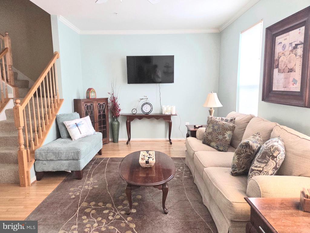 413 WATERFIELD COURT