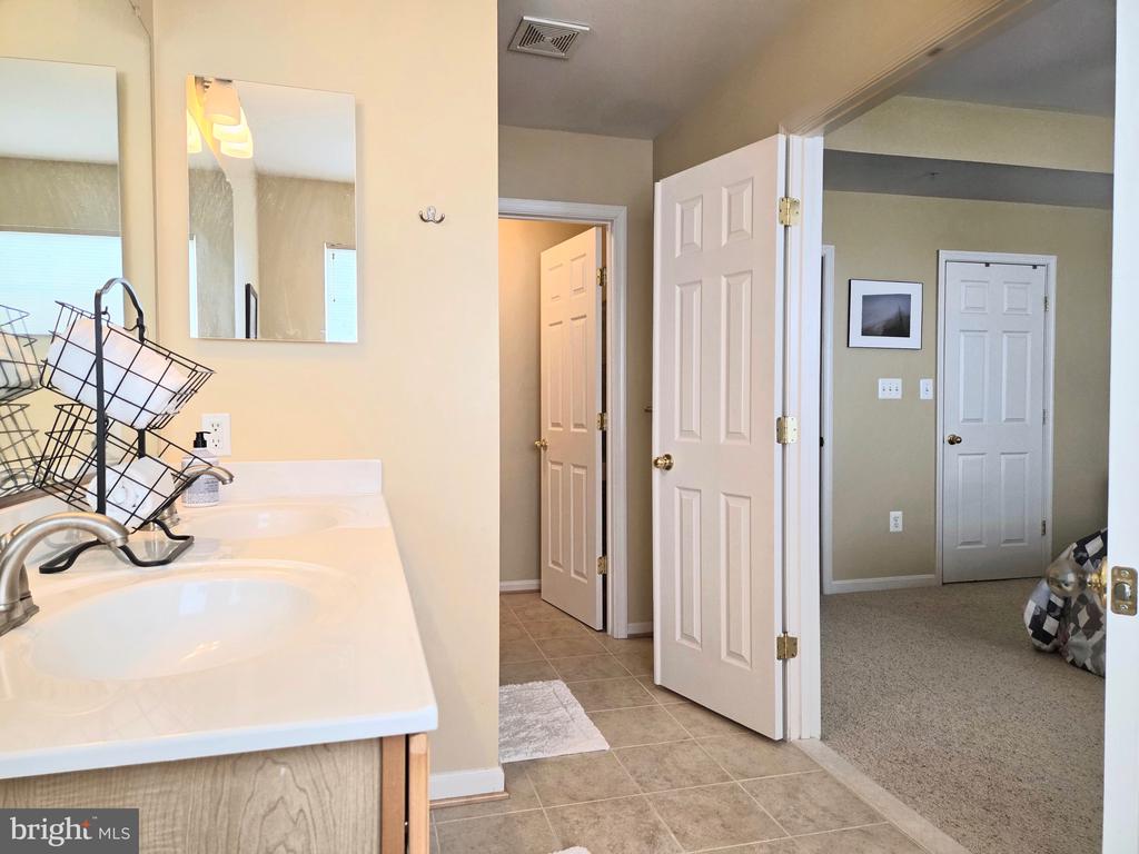 413 WATERFIELD COURT
