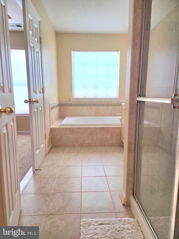 413 WATERFIELD COURT