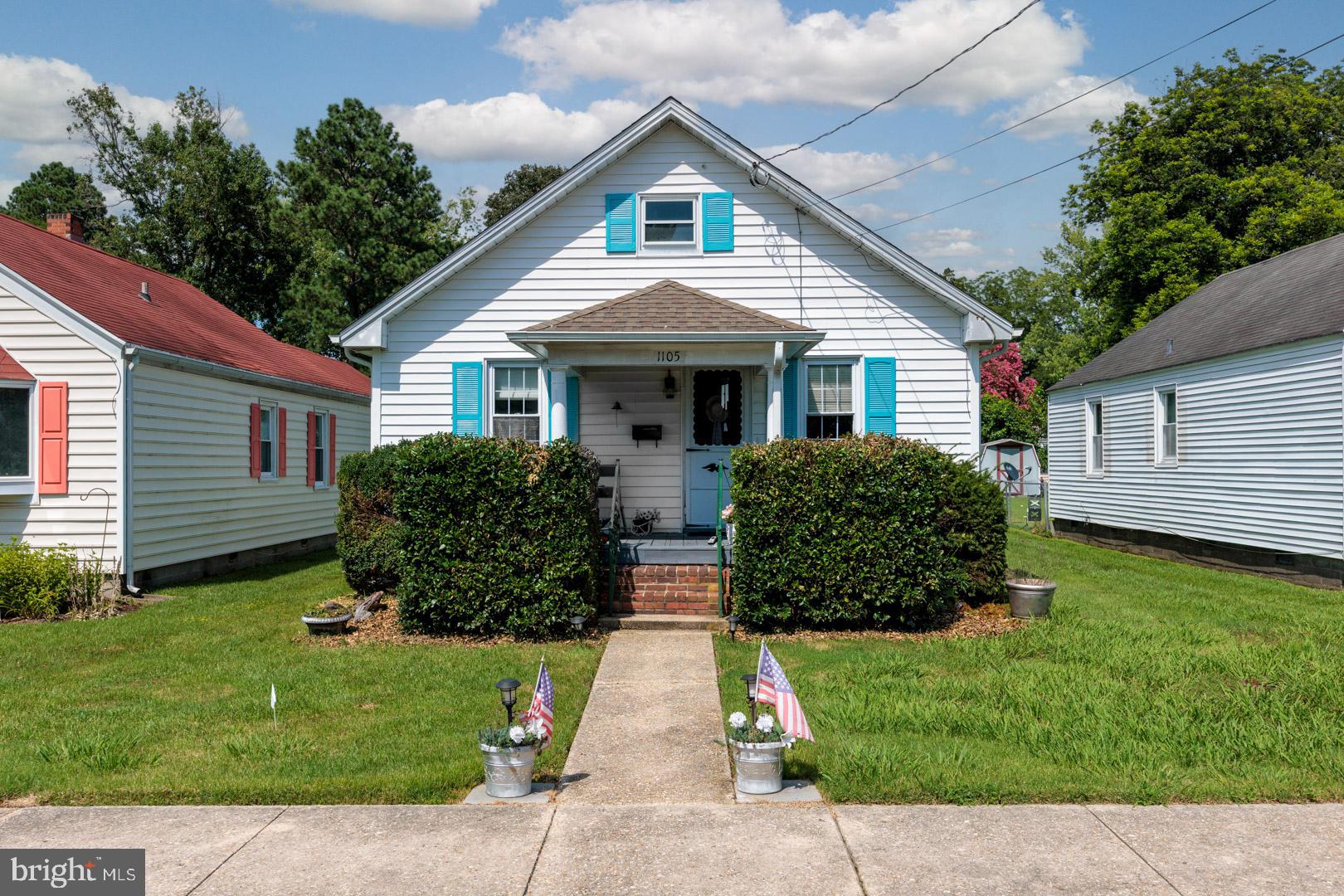 1105 HOLLAND AVENUE