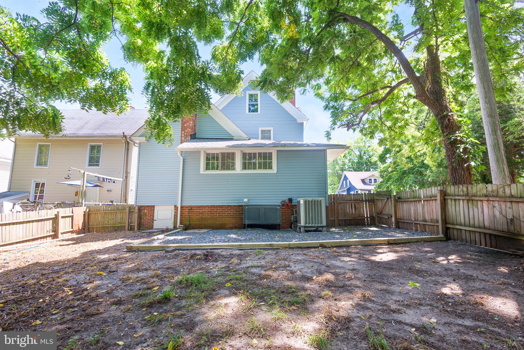 705 PEACHBLOSSOM AVENUE