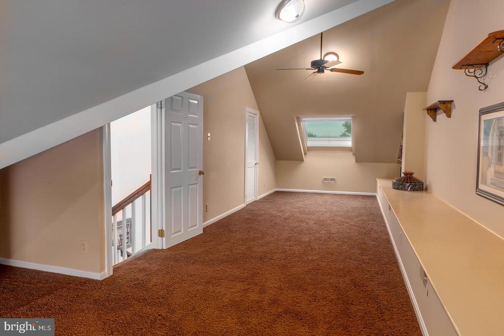 419 CAMBRIDGE LANDING 419B