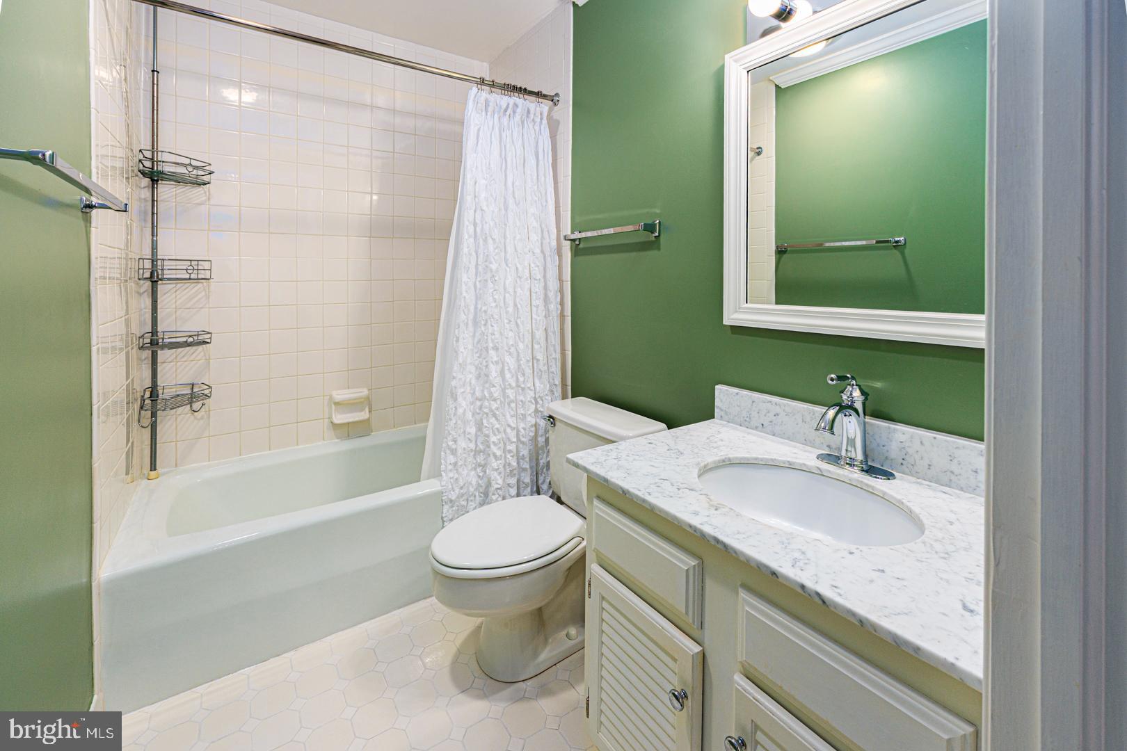 419 CAMBRIDGE LANDING 419B