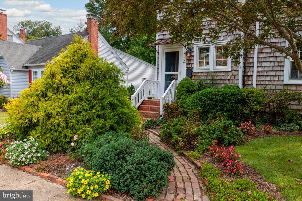 114 BELVEDERE AVENUE