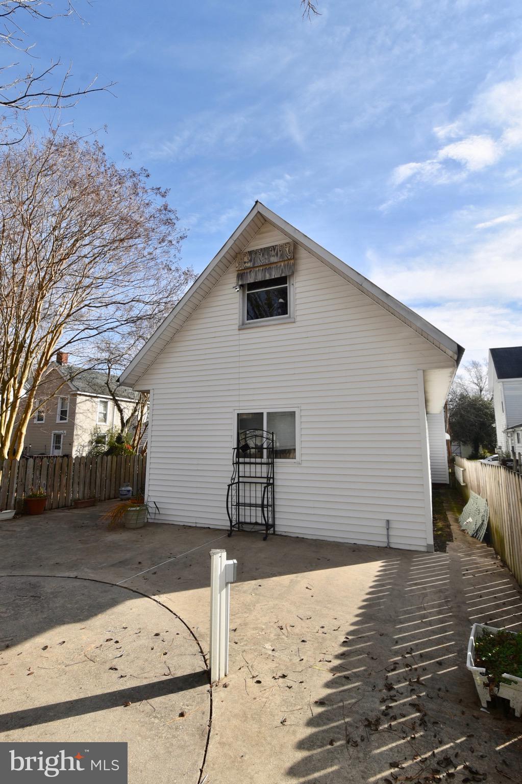 211 CHOPTANK AVENUE