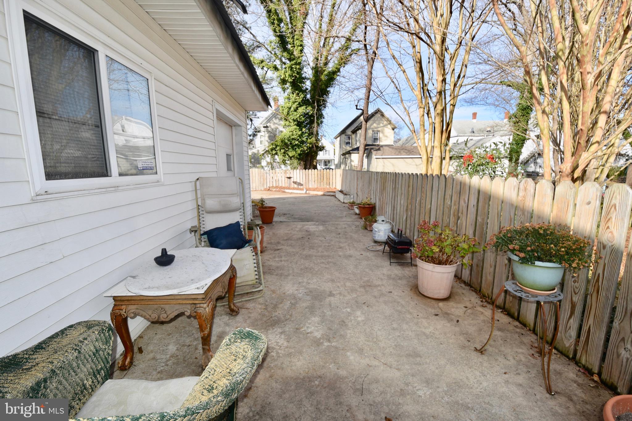 211 CHOPTANK AVENUE