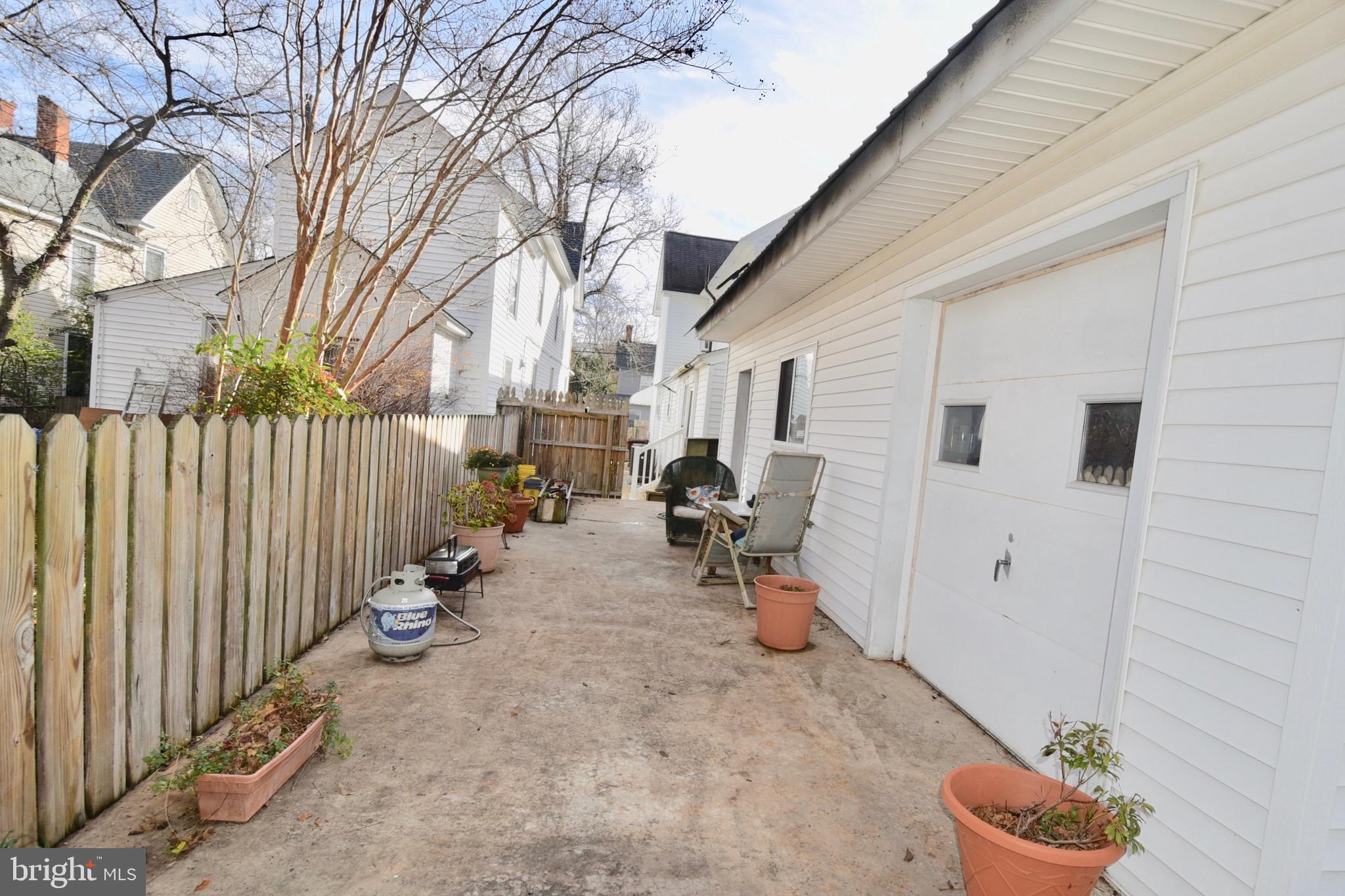 211 CHOPTANK AVENUE