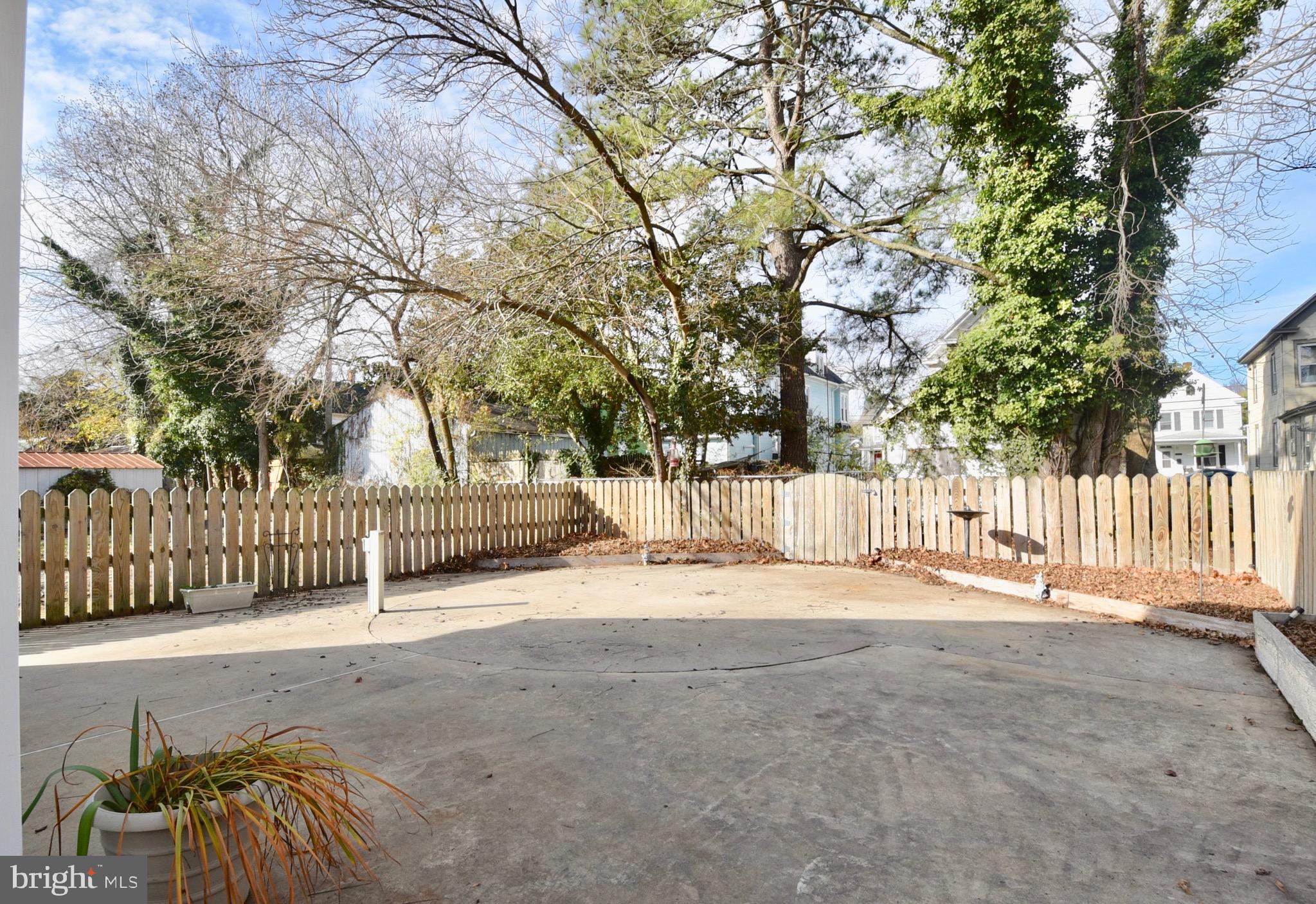 211 CHOPTANK AVENUE