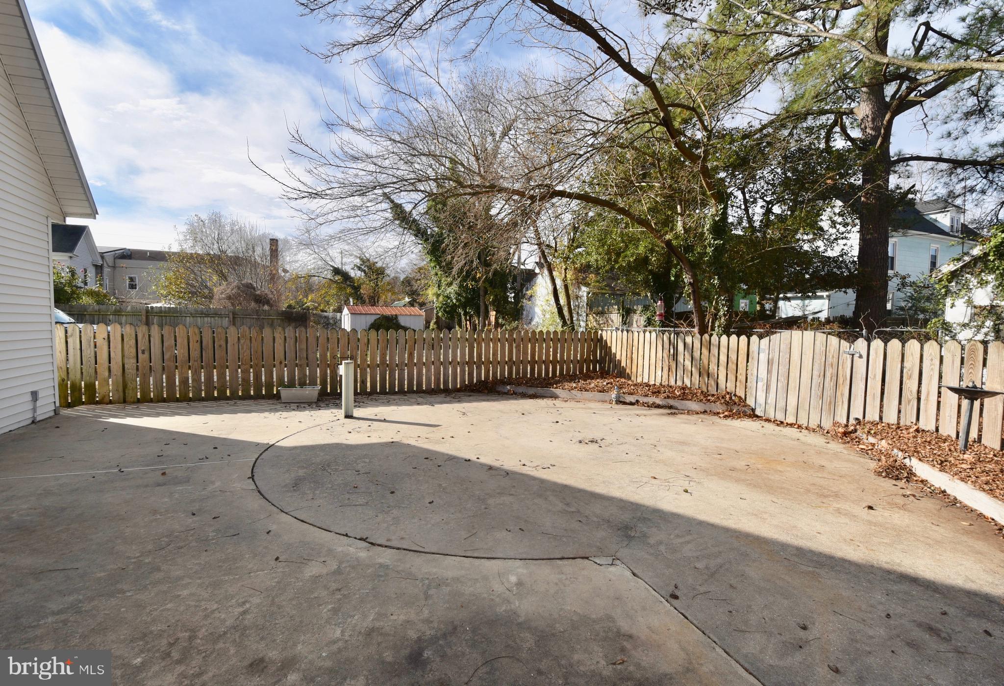 211 CHOPTANK AVENUE