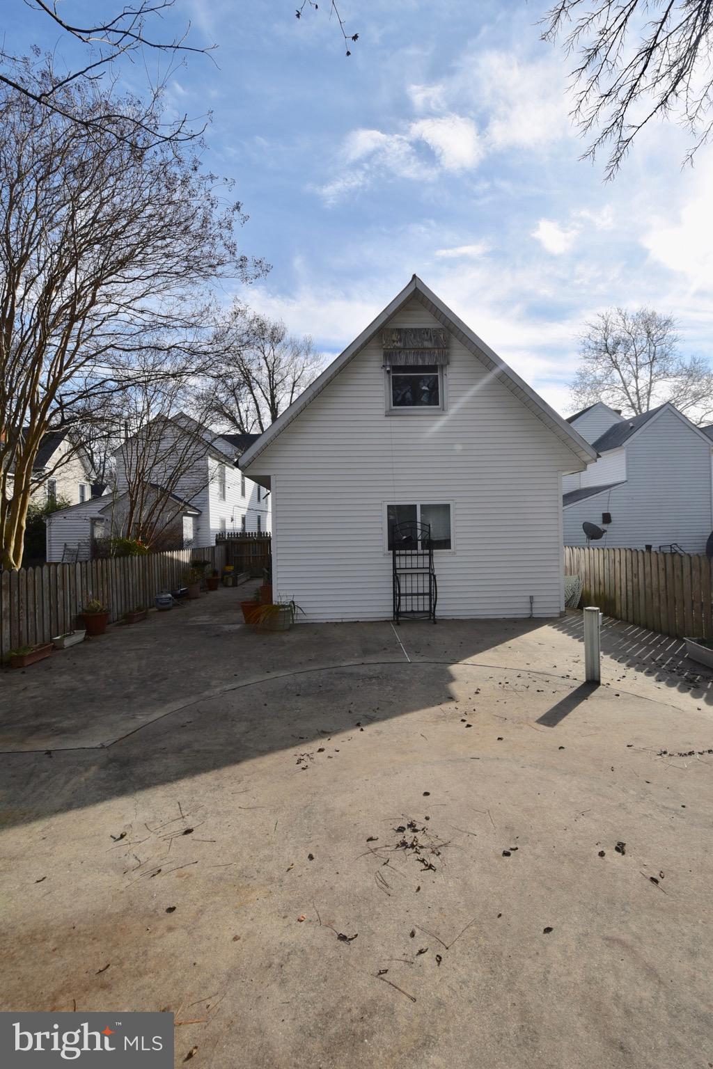 211 CHOPTANK AVENUE