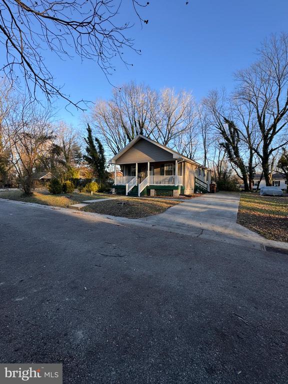 606 EDGEWOOD AVENUE