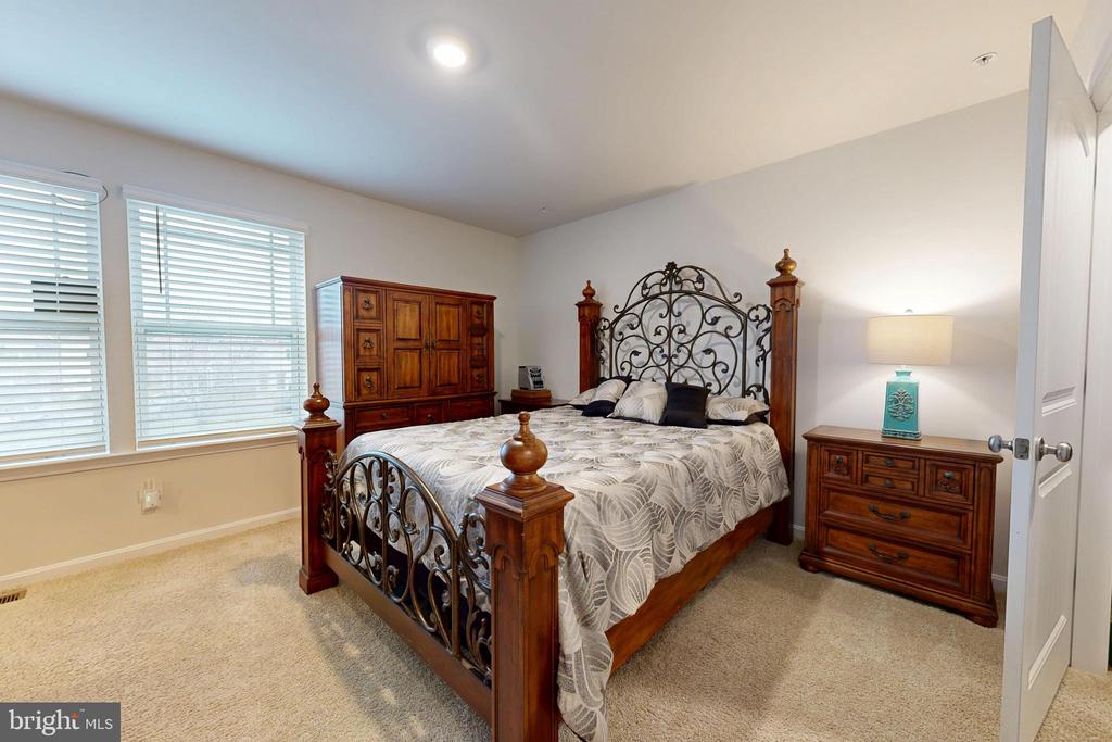307 WOOD DUCK DRIVE