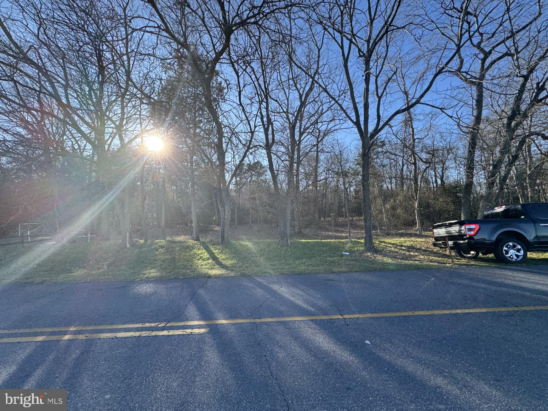 WILLIAMSBURG ROAD