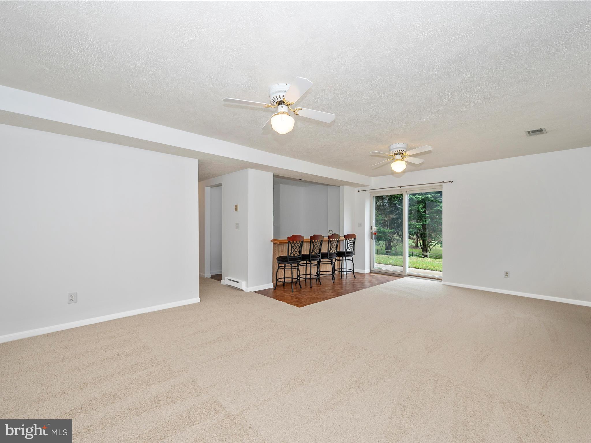 12101 MERRICKS COURT