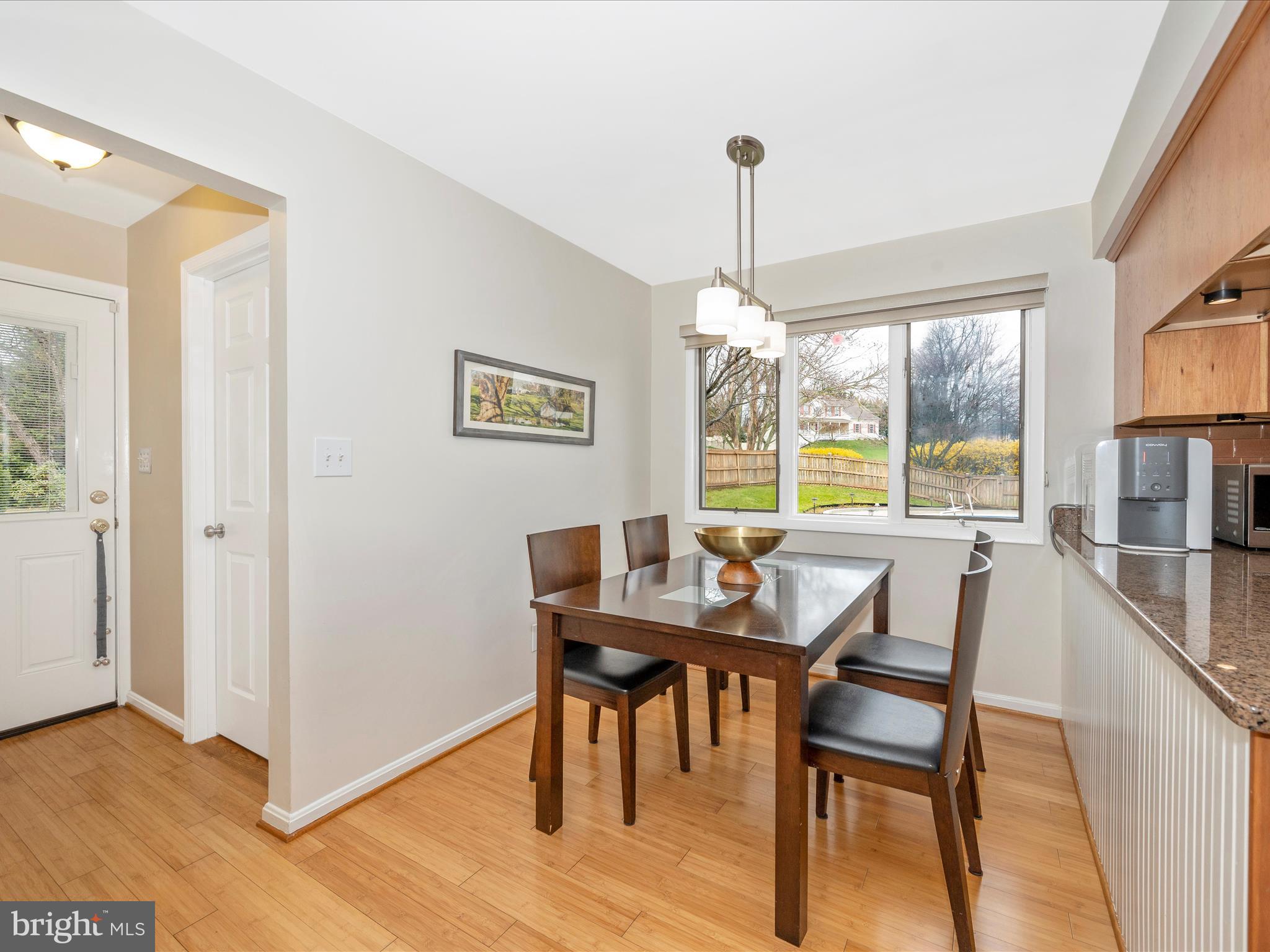 12101 MERRICKS COURT