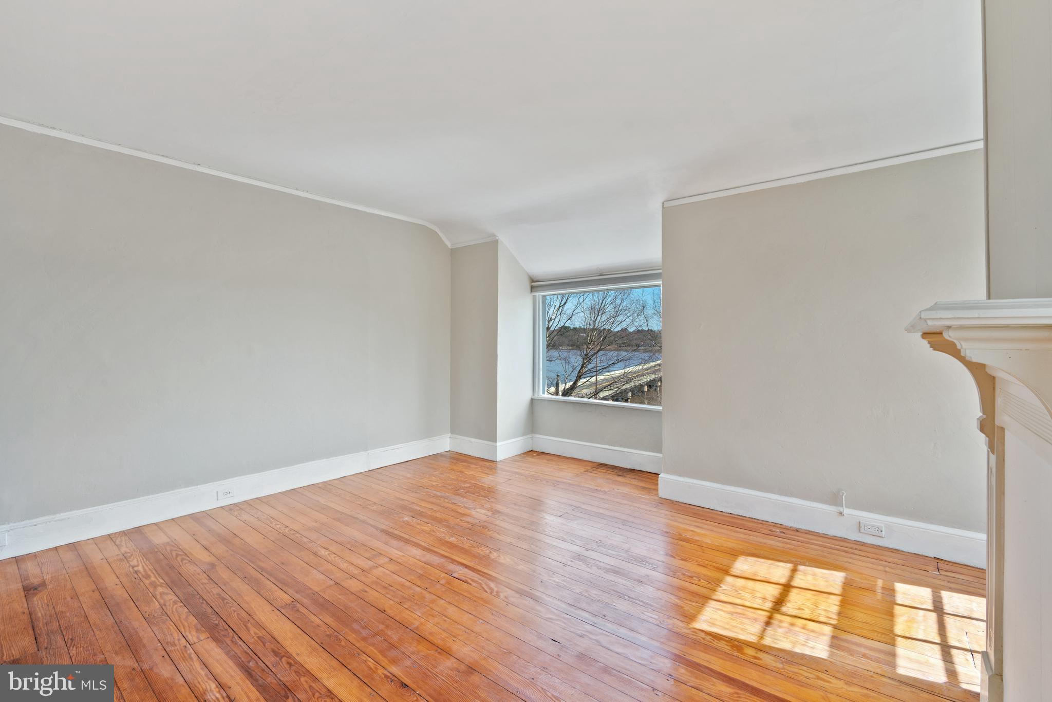 117 N WATER STREET 3A