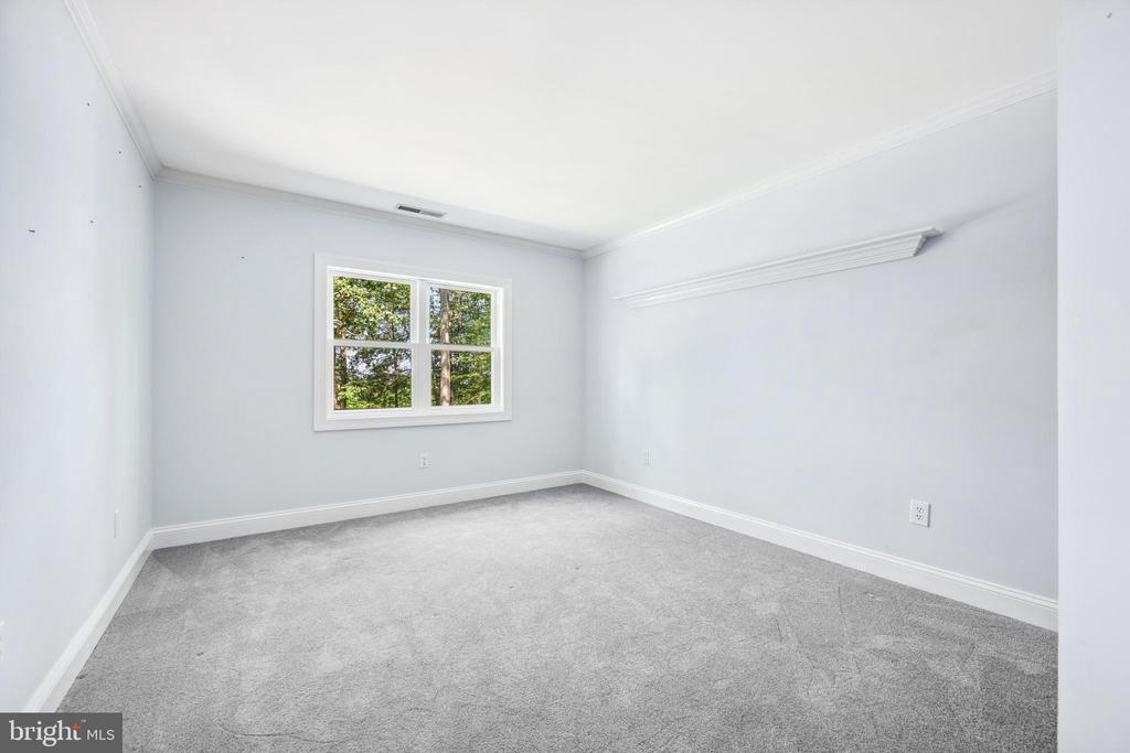 7071 POMONA ROAD