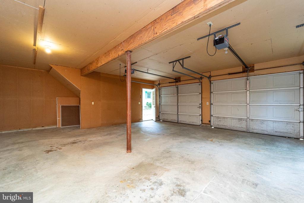 10751 MILLBROOK DRIVE
